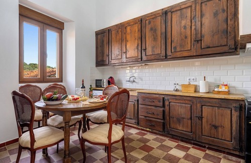 Rossell House | Country House 'Moli Categoria Superior' with Private Pool, Private Terrace and Wi-Fi
