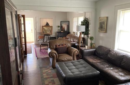Independence House | - Country House on 1 Acre 4 Beds Great for Events or a quiet weekend!