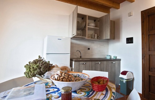 Motta d'Affermo Apartment | Country House 'Paese Albergo - Arconides' with sea views, balcony and Wi-Fi