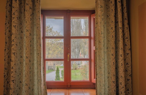 Moarves de Ojeda House | Country House 'Pastor' with Mountain View, Shared Garden and Wi-Fi