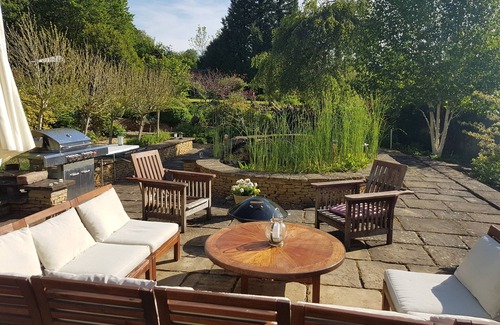 Corsham House | Country House - Perfect for family get togethers