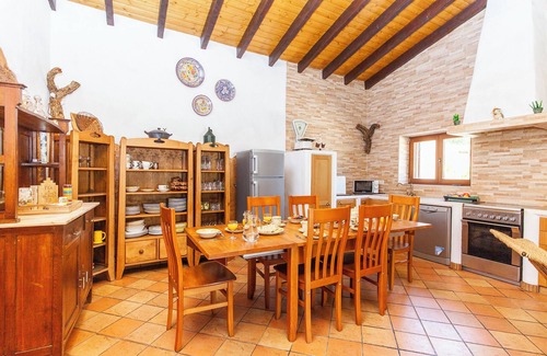 Marmelete House | Country house perfect for large groups and nature lovers, pool, 7 bedrooms, WiFi