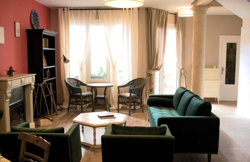 Madridejos House | Country House 'Posada Del Herrero' with Private Pool, Wi-Fi and Air Conditioning