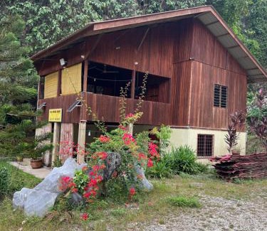 Gua Musang House | Country house Pulai Holiday Village