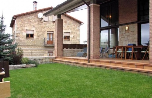 Covaleda House | Country House 'San Lorenzo' with Mountain View, Private Terrace and Wi-Fi