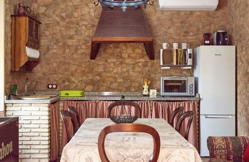 Montilla House | Country House 'Santa Fe' with Private Pool, Wi-Fi and Air Conditioning