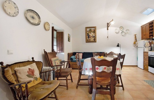 Lousa House | Country House 'Sereno Na Natureza' with Mountain View, Balcony and Wi-Fi