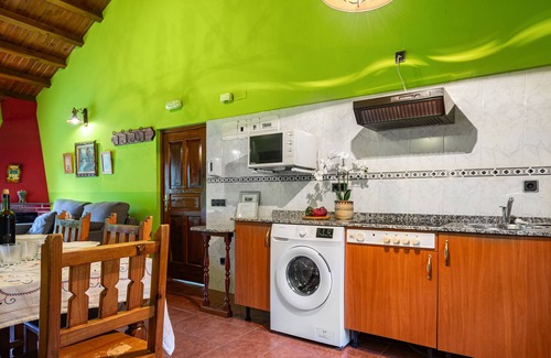 Barzana House | Country House 'Socastillo B' with Mountain View and Private Garden