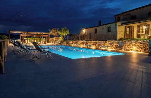Volterra House | Country House & Spa - Inside Nature with panoramic views, Art Surrounded