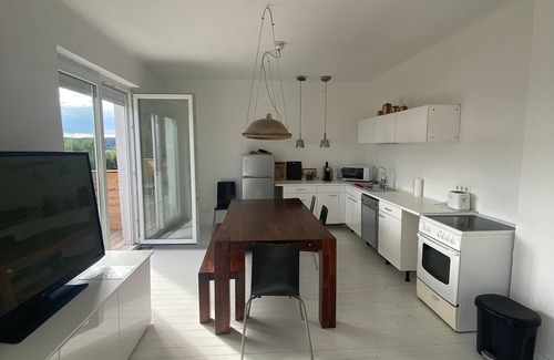 Olbendorf House | Country House "Südburgendland" with Great Views, Terrace & Wi-Fi