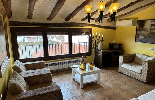 Lerin House | Country House 'Suite Las Palomas' with Mountain View, Wi-Fi and Air Conditioning