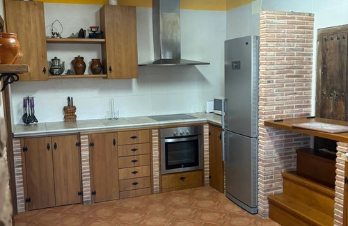 Alfambra House | Country House 'Teruel Alfambra La Deshilla' with Mountain View, Private Pool and Private Garden