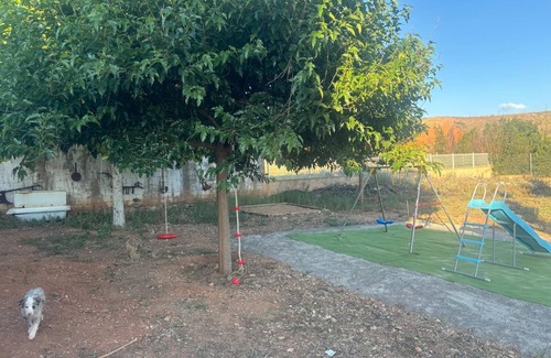 Alfambra House | Country House 'Teruel Alfambra La Deshilla' with Mountain View, Private Pool and Private Garden