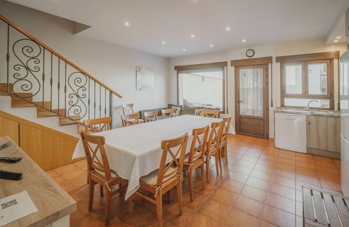 Nieva House | Country House 'Tradicion Rural El Tio Ricardo' with Private Pool, Private Garden and Wi-Fi
