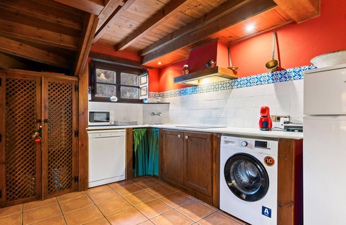 Ricabo House | Country House 'Valle De Bueida' with Mountain View and Private Garden