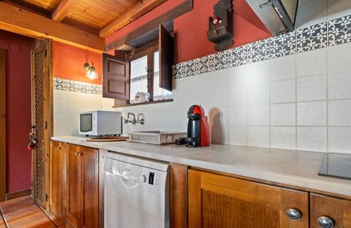 Ricabo House | Country House 'Valle De Bueida El Grillo' with Mountain Views, Private Terrace and Wi-Fi