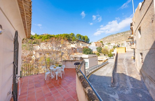 Relleu House | Country House 'Vivienda El Canto Terraza' with Mountain View, Private Terrace and Wi-Fi