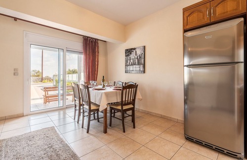 Gennadi Villa | Country House 'White Pearl' with Private Pool, Private Terrace and Wi-Fi