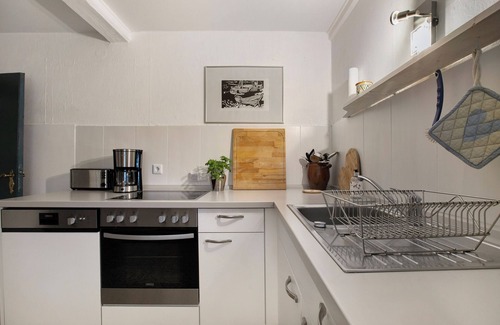 Winnert House | Country House 'Winnerthof' with Private Terrace, Private Garden and Wi-Fi