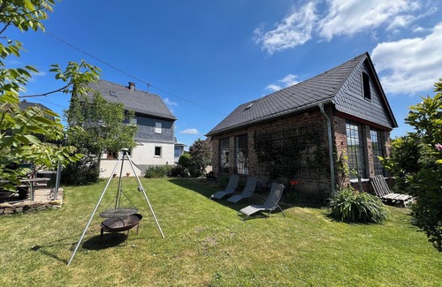 Vollmersbach House | Country house with historic gemstone factory
