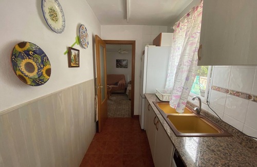 Torrent House | Country house with forest and swimming pool, near the beach (pet friendly).