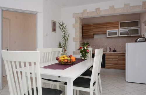 Cista Velika House | Country house with pool and garden