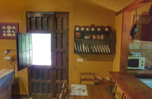 Galaroza House | COUNTRY HOUSE WITH JACUZZI LA VIRIÑUELA