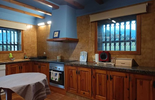 Avia House | Country house with pool and garden 1h from Barcelona. Inauguration December 24.