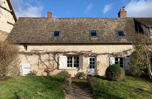 Dangu House | Country house with pretty walled garden 1 hour from Paris