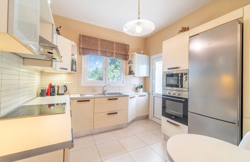 Limni House | Country House with Private Balcony