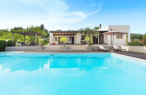 Casale Modica Villa | Country house with private pool in Noto, Sicily