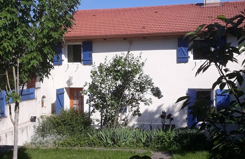 Hammeville House | Country house with terrace and enclosed garden