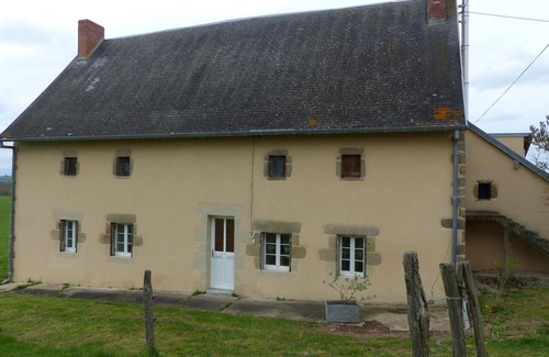 Mazirat Cottage | Country house with terrace and all amenities in Mazirat