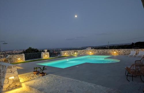 Solarino Apartment | Country house with view on Syracusae gulf