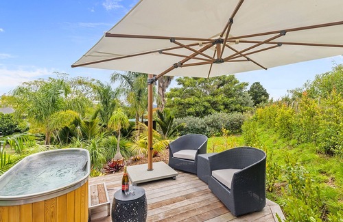 Warkworth House | Country Idyll - Sandspit Holiday Cottage