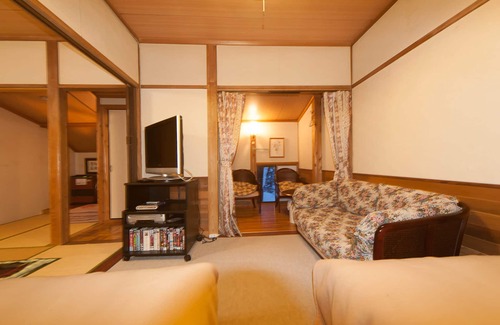 Myoko House | Country Inn Canadian House