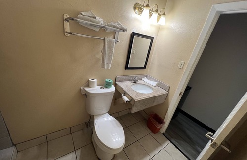 Giddings Hotel | Country Inn-Giddings