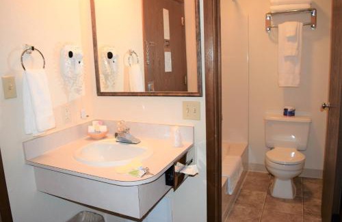 Libby Hotel | Country Inn Libby