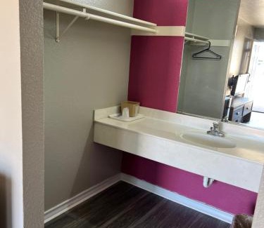 Lackland Terrace Hotel | COUNTRY INN MOTEL