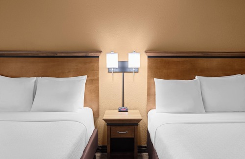 Two Harbors Hotel | Country Inn of Two Harbors