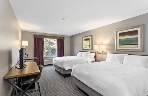River Falls Hotel | Country Inn River Falls