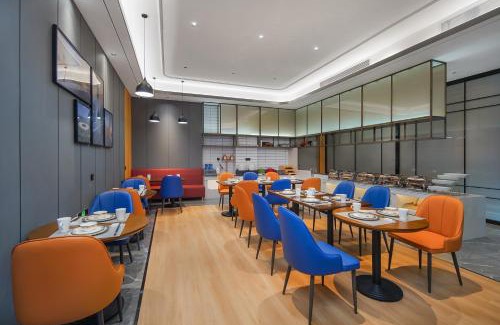 Huadu Hotel | Country Inn & Suite by Radisson, Guangzhou Huadu Shiling