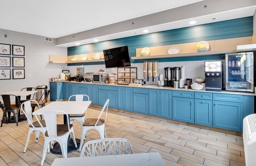 Dodds Addition Hotel | Country Inn & Suites by Radisson Rehoboth Beach - Dewey