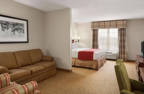 Shepherdsville Hotel | Country Inn & Suites by Radisson, Louisville South, KY