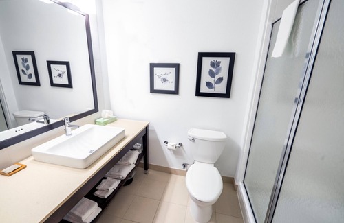 State College Hotel | Country Inn & Suites by Radisson, State College (Penn State Area), PA