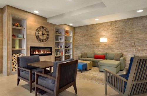 St. Cloud Hotel | Country Inn & Suites by Radisson, St Cloud West, MN