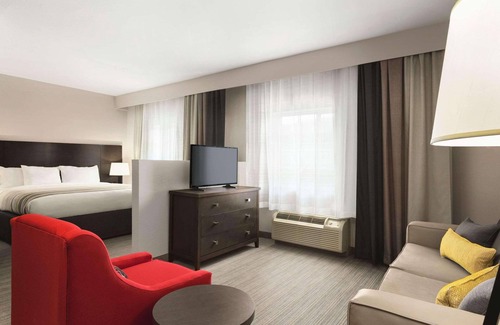 Shreveport Hotel | Country Inn & Suites by Radisson, Shreveport-Airport, LA