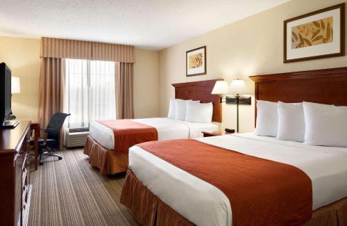 Rossville Hotel | Country Inn & Suites by Radisson, Baltimore North, MD