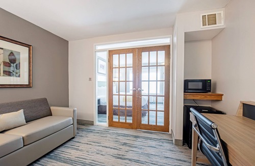 Lewisville Hotel | Country Inn & Suites by Radisson, Lewisville, TX