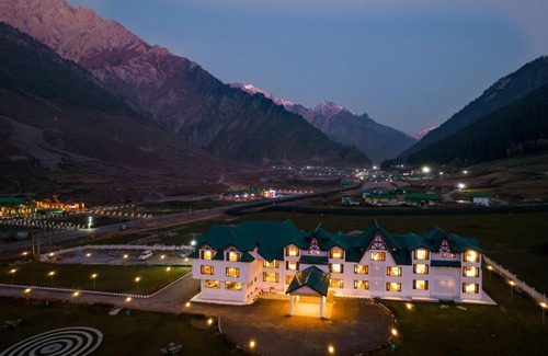 Sonamarg Hotel | Country Inn Suites by Radisson Sonamarg